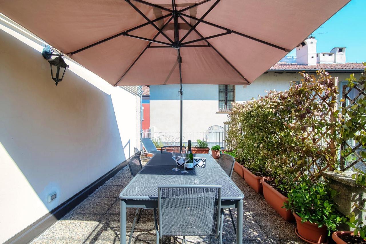 Piazza Roma - The House Of Travelers Apartment Комо Екстериор снимка