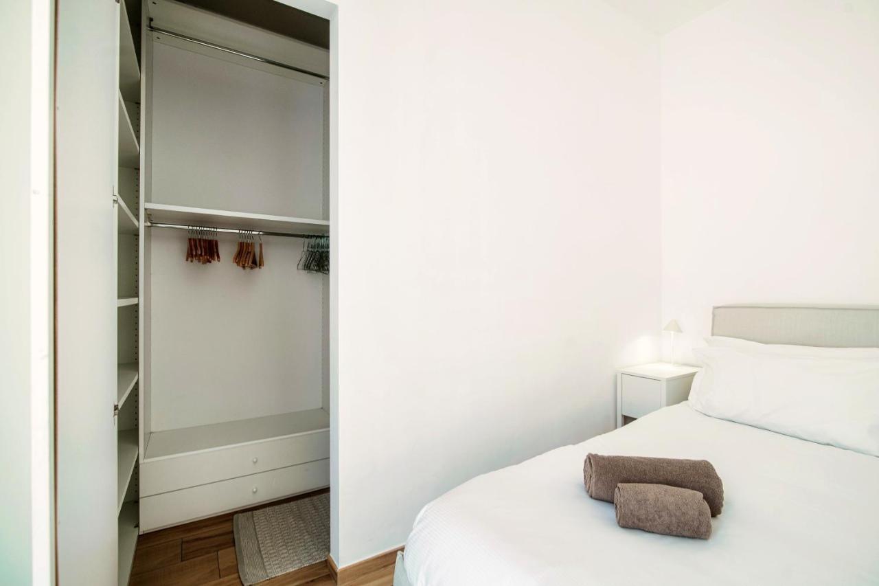 Piazza Roma - The House Of Travelers Apartment Комо Екстериор снимка