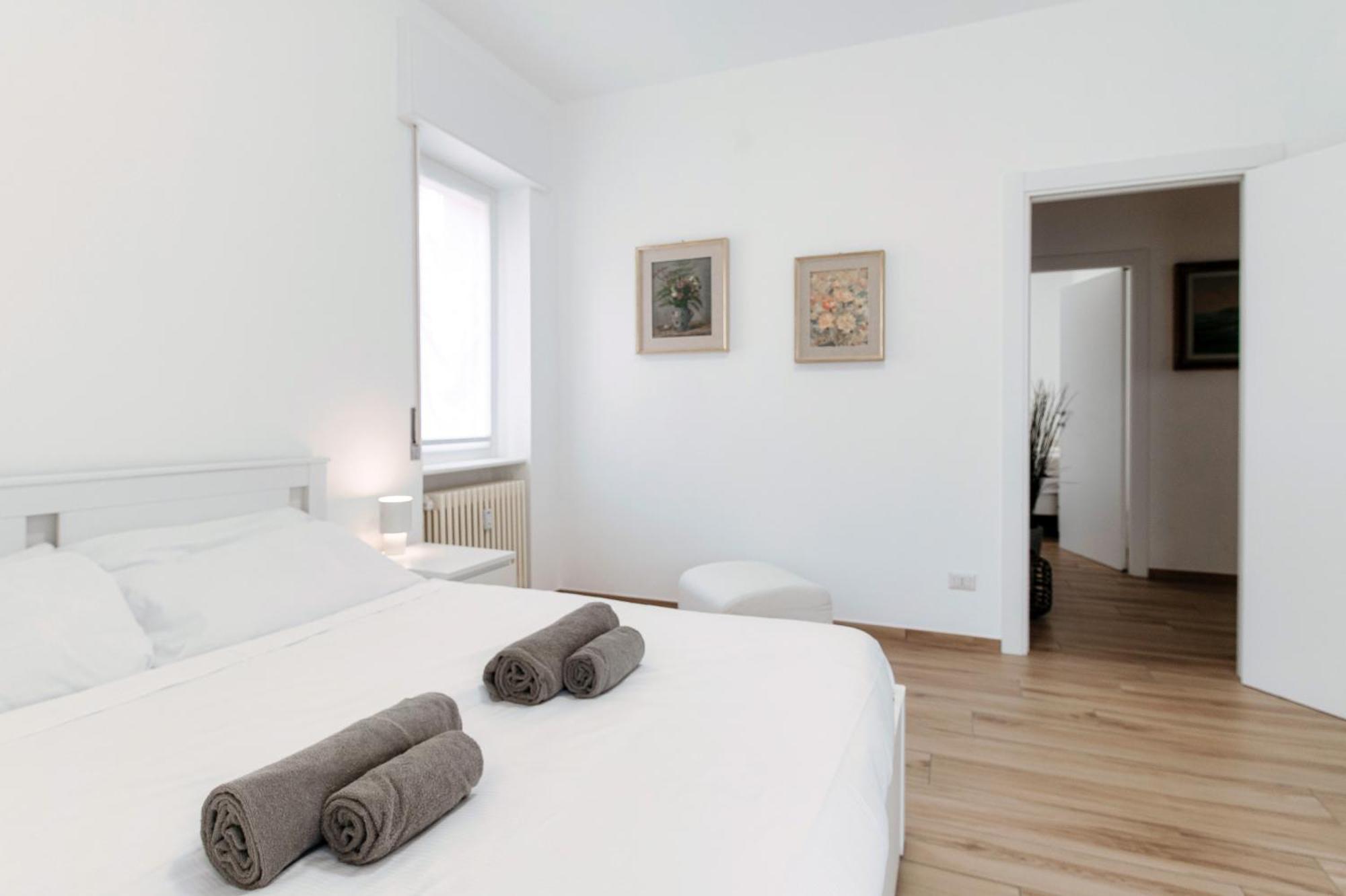 Piazza Roma - The House Of Travelers Apartment Комо Екстериор снимка